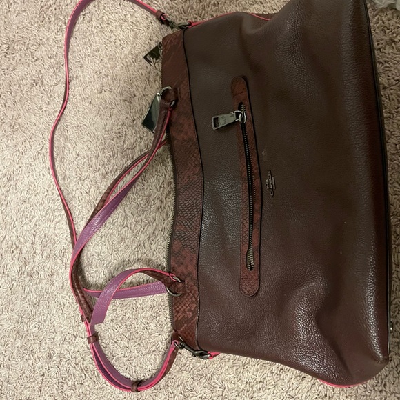 coach tote bag with strap - Picture 3 of 5